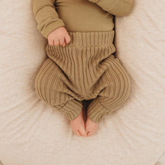 Soft bamboo rib knit leggings for babies & toddlers in a sweet moss colour